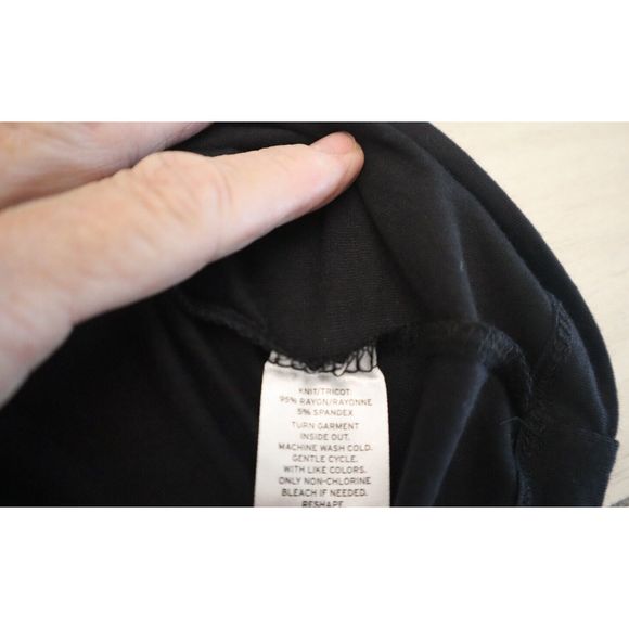 Halogen HA298903MI Women's Sz Small Black Long Layering Cami Tank Top - Picture 5 of 9